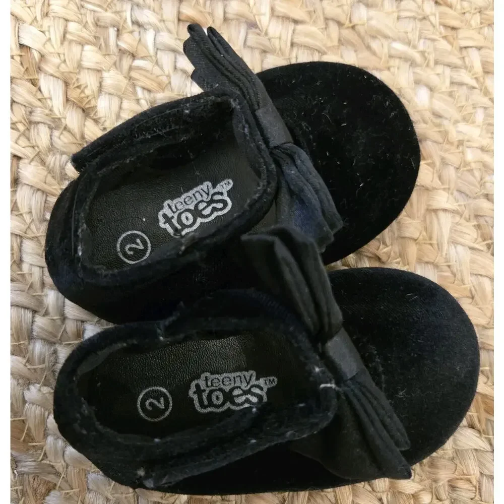 Teeny Toes good preowned